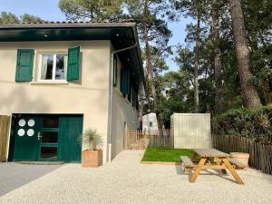 Appartements Nid de Line - Hostal Naou - Wifi-Netflix : photos des chambres