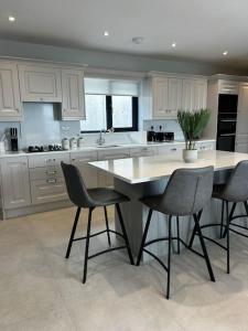 Kells Ocean View Luxury Retreat