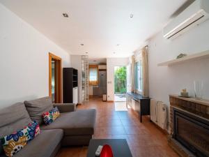 Cozy Denia Retreat with Garden