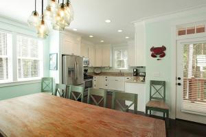 LegaSea Beach House by Seabrook Hospitality