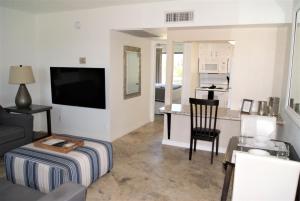 220 Fully Furnished, WiFi Included