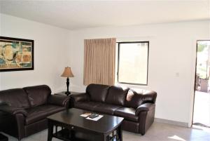 143 Fully Furnished 1BR Suite-Pet Friendly