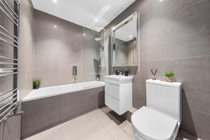 Wimbledon Two Bedroom Luxury Stays - Central London