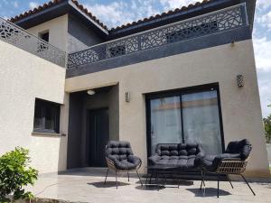 Villas villa avec piscine privee sans vis-a-vis : photos des chambres