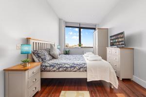 Wimbledon Two Bedroom Luxury Stays - Central London