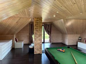 Beautiful log cabin Druviņas