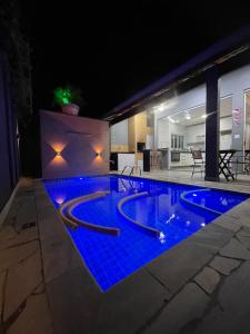Pousada Riviera & Itaguaré com piscina climatizada!