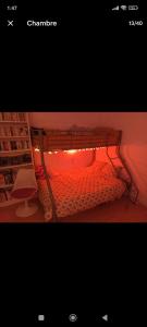 Grande chambre chez lhabitant dans hypercentre piéton