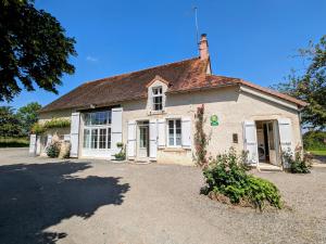 Ancienne ferme rénovée avec jardin clos et vélos, au cœur de la Vallée Noire en Berry - FR-1-591-135