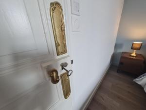 Maisons de vacances Maison renovee avec jardin, piscine chauffee et spa, proche plages vendeennes, ideal pour familles - FR-1-426-481 : photos des chambres