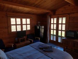 Unique Wooden Cabin for Couples - Frankland River Cabin