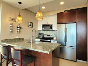 Lovely Condo Stunning Ocean View