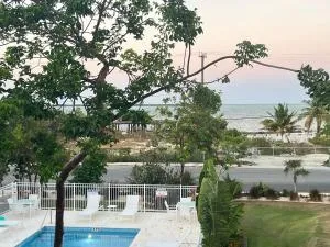 Sea Mist 307 - 西湾