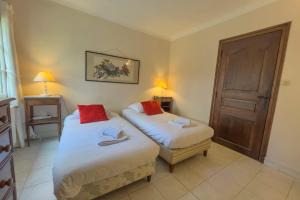 Villas LA LEZARDIERE Villa for 6 By Sunset : photos des chambres