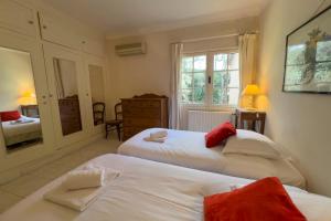 Villas LA LEZARDIERE Villa for 6 By Sunset : photos des chambres