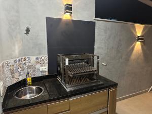 Casa em condomínio fechado em santiago maresias a 100 metros da praia