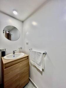 aparta estudio de lujo sector Unicentro