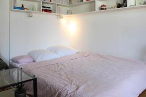 Bright and quiet 25 m apartment