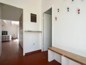 Villa rénovée 80m², 3 chambres, 8 pers, terrasse, parking - FR-1-705-71