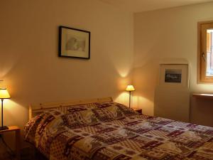 Chalet 5 pièces pour 12 pers. avec cheminée et animaux acceptés - FR-1-180-616