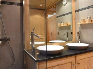 Appartement cosy 4 pièces avec linge inclus, pour 6 personnes à Méribel, proche des remontées mécaniques - FR-1-180-621
