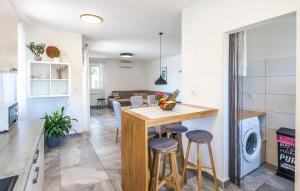 3 Bedroom Awesome Home In Marcana