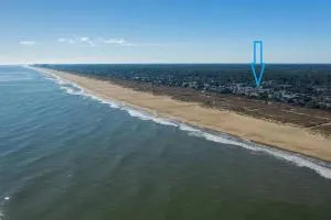 Absolute Beach 4bedrooms-3bath steps to beach - Kiptopeke