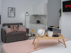 Asiklaris Project ApARTment