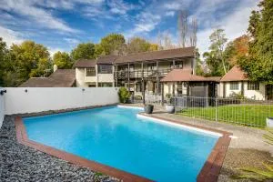 Splendid Sanctuary - Havelock North Holiday Home - Poukawa