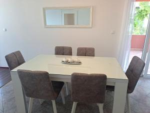 Lifestyle apartment Podstrana