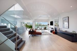 Kanangra - A Superb House on Sydney Harbour