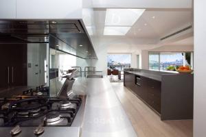 Kanangra - A Superb House on Sydney Harbour