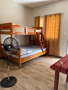 Riz Place Homestay - Queen Sized Bunk x Air-conditioned - Bangar