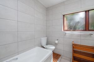 San Lameer Villa 3704 - 2 Bedroom Superior - 4 pax -San Lameer Rental Agency