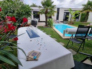 Maisons de vacances Villa plage piscine chauffee : photos des chambres