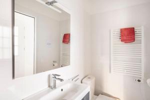 Maisons de vacances sublime appart terrasse piscine privee jardin : photos des chambres
