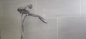 Full size 2 bedrooom 2 bath condo split