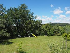 Maisons de vacances Holiday Home in Villes-sur-Auzon with Pool : photos des chambres
