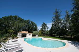 Appartements Rouleraventoux, Gite sportif avec piscine, sauna, salle de sport, jardin : photos des chambres