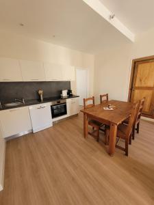 Appartements LA BELLE SAISON : photos des chambres