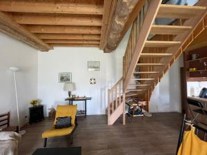 Appartements Nid de pie Grand duplex lumineux cadre verdoyant calme a 5 mn de la mer pres Port en Bessin, Bayeux, Omaha Beach, : photos des chambres