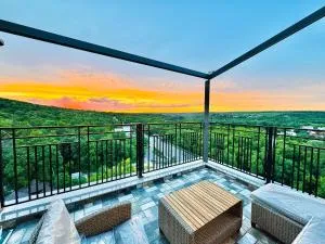 Penthouse Vacation in Moldova! - Vatra