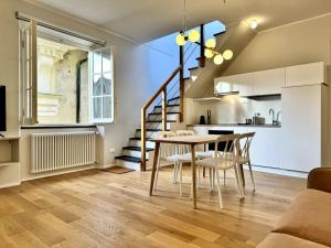 Lusso dei Rolli Attico Pellicceria Con Terrazzo