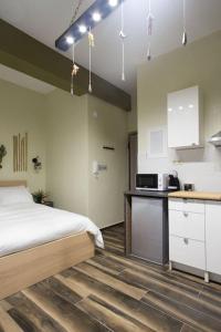 A comfortable small studio nearby Acropolis 2