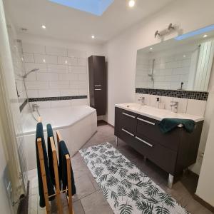 Maisons de vacances La calaisienne : photos des chambres