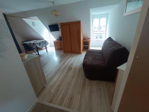 Studio classé 4 personnes face aux Thermes, avec coin nuit