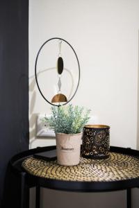 A comfortable small studio nearby Acropolis 3