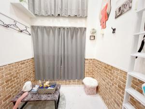 山手線新大久保駅08