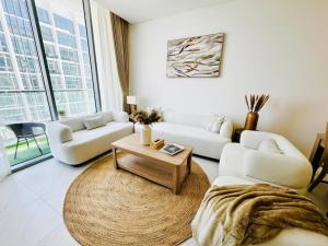 Fully Furnished 1br W Relaxing Lagoon View