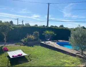 Maison 3 chambres, piscine - Varès